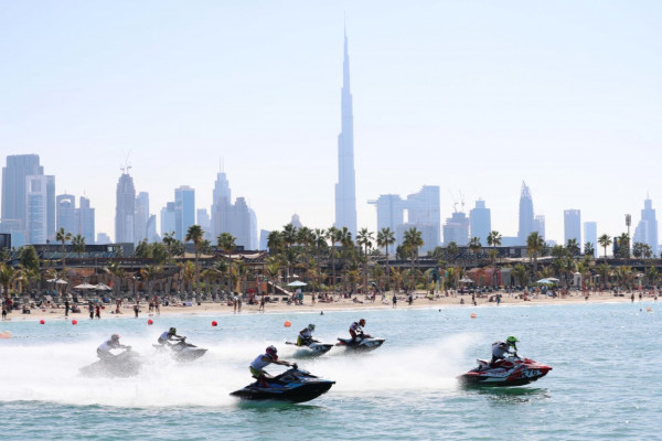 السبت-المقبل.انطلاق-سباق-دبي-للدراجات-المائية