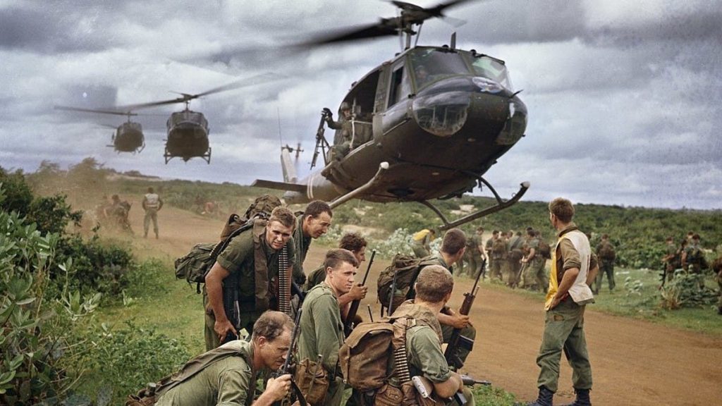بحرب-قتل-بها-60-ألف-جندي.أدمن-الأميركيون-المخدرات-في-فيتنام 