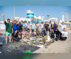 حملة-ناجحة-لنادي-أبوظبي-البحري-ودائرة-الثقافة-والسياحة-لتنظيف-قاع-الخليج