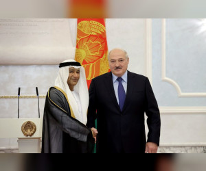 سفير-الإمارات-يقدم-أوراق-اعتماده-إلى-رئيس-بيلاروسيا
