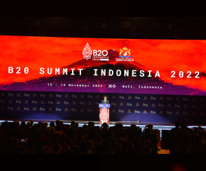 الإمارات-تدعو-خلال-–-قمة-b20-بإندونيسيا-–-إلى-حشد-الجهود-لتحفيز-التدفق-التجاري-والاستثماري-لمساعدة-الاقتصاد-العالمي-على-تخطي-التحديات